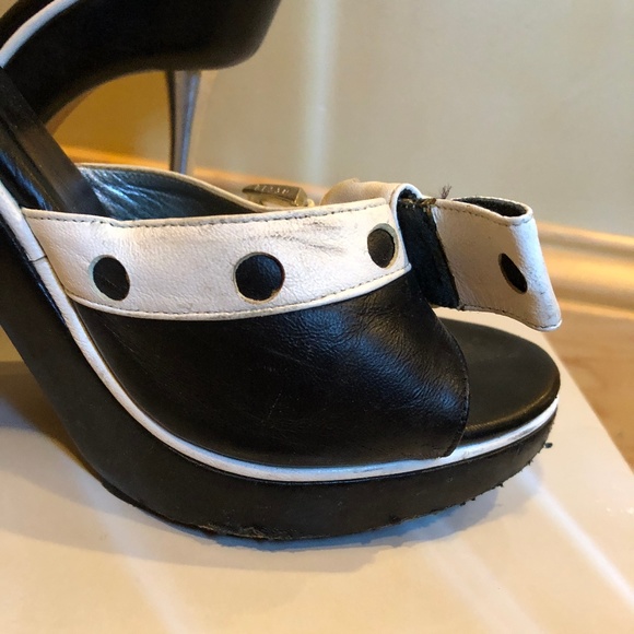 XTC Black and White Polka Dot Leather Bow Stiletto - Picture 4 of 5